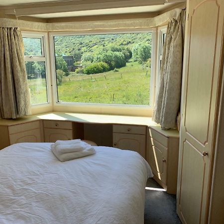 Private Countryside Holiday Cabin 10 Mins From Brighton 빌라 외부 사진